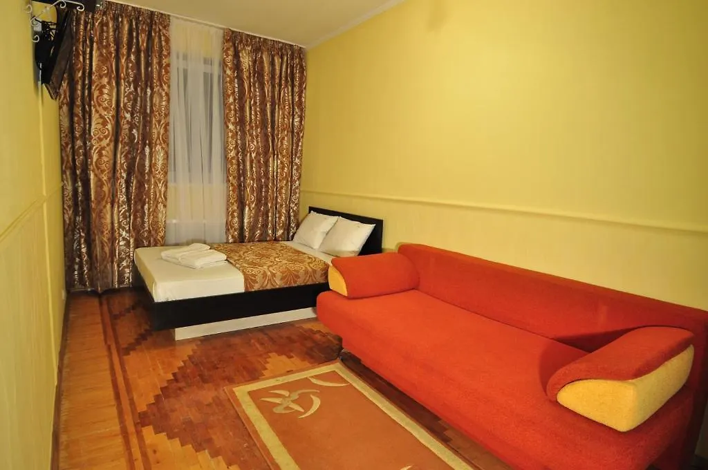 Status Guesthouse Kiev Guest house