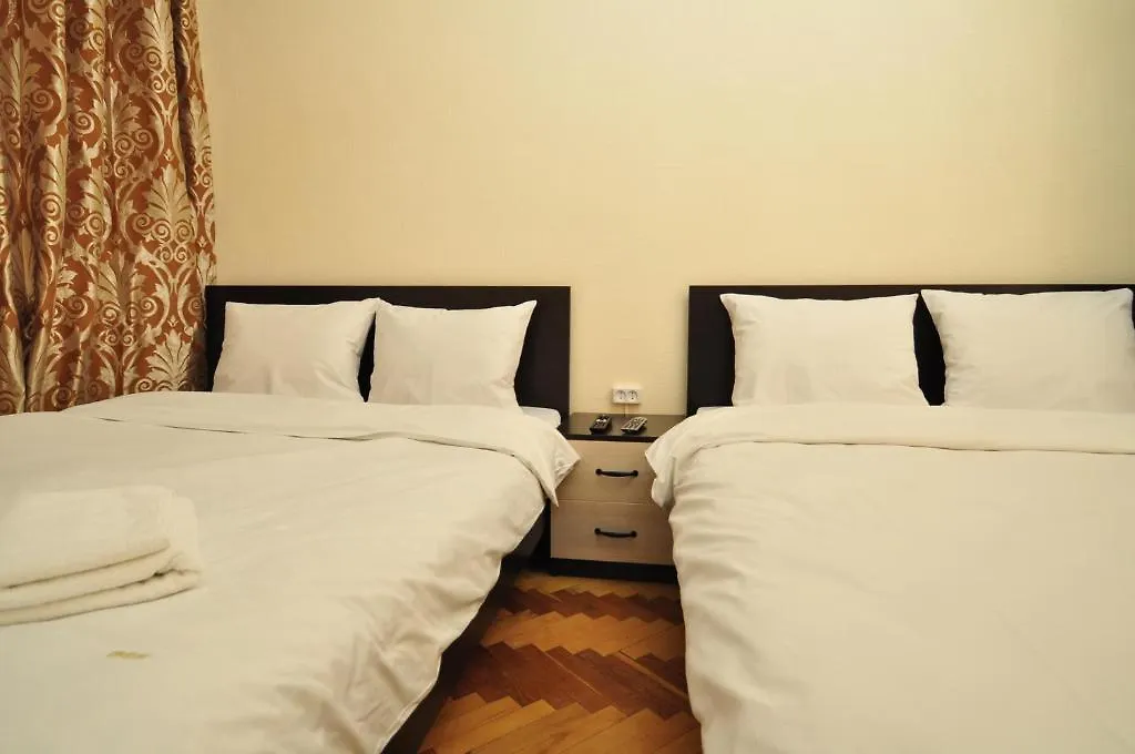 Pensionat Status Guesthouse Kiev
