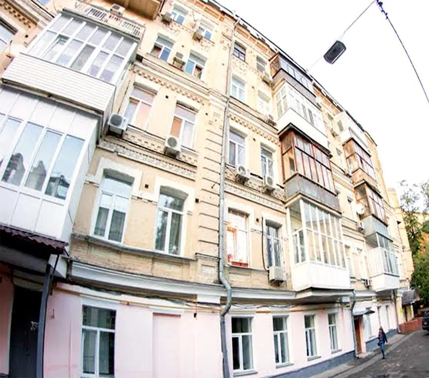 Status Guesthouse Kiev